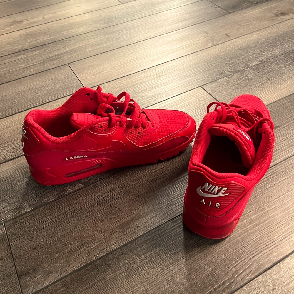 Nike Airmax 90 - Blood Red - Sz 11